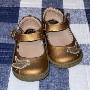 ✨✨Livie & Luca Size 5! GUC!